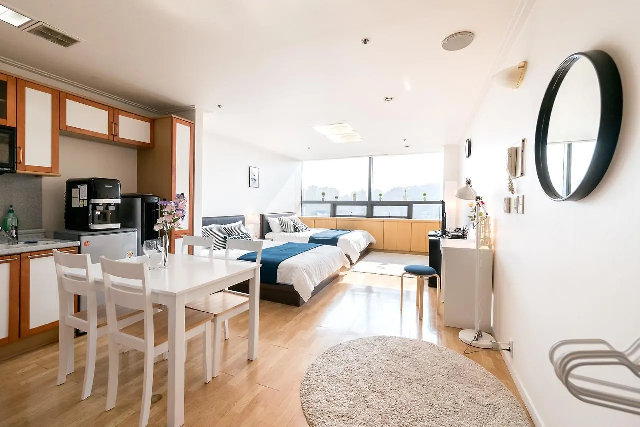 Willow House Hongdae Seoul Apartment