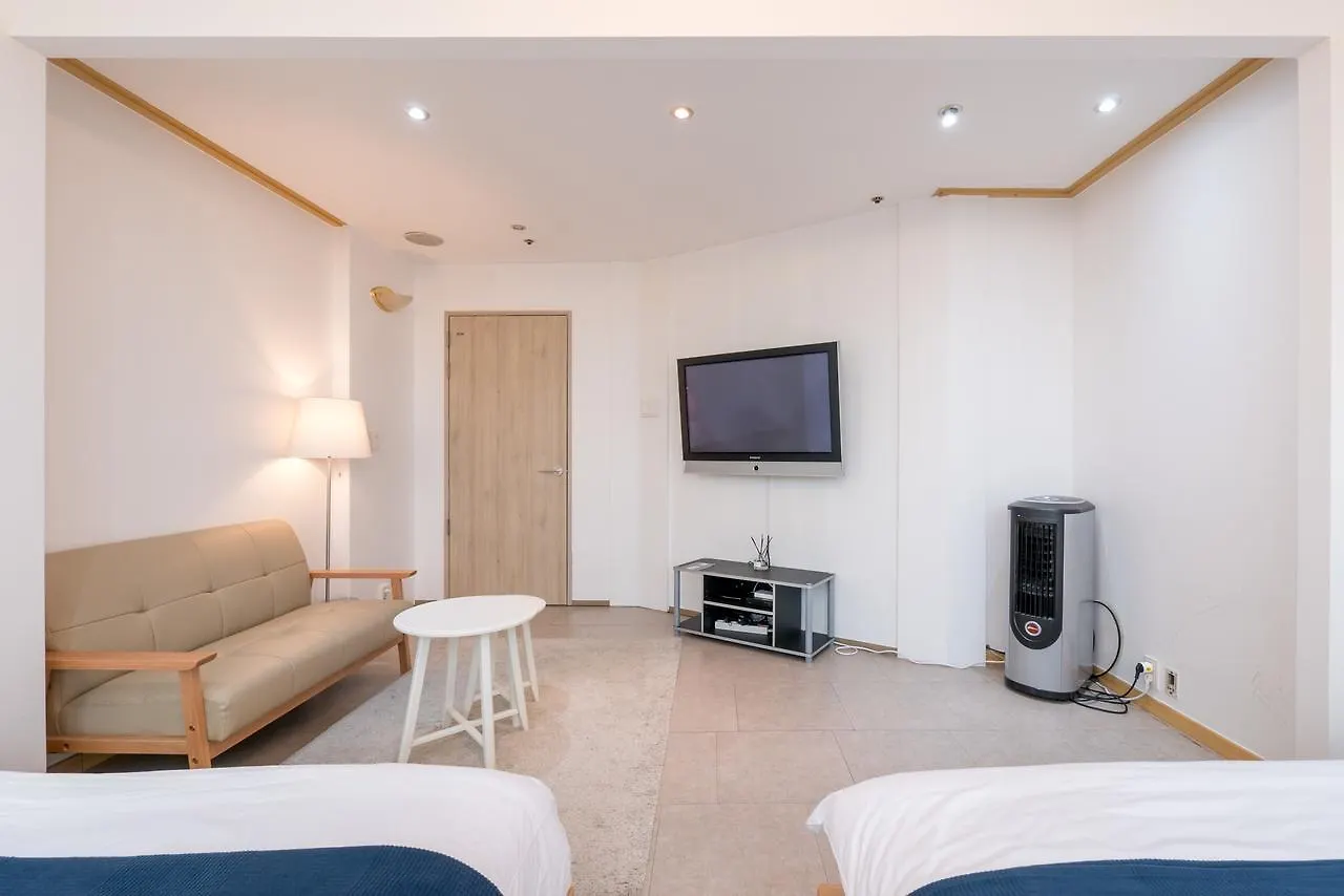 Apartment Willow House Hongdae Seoul South Korea