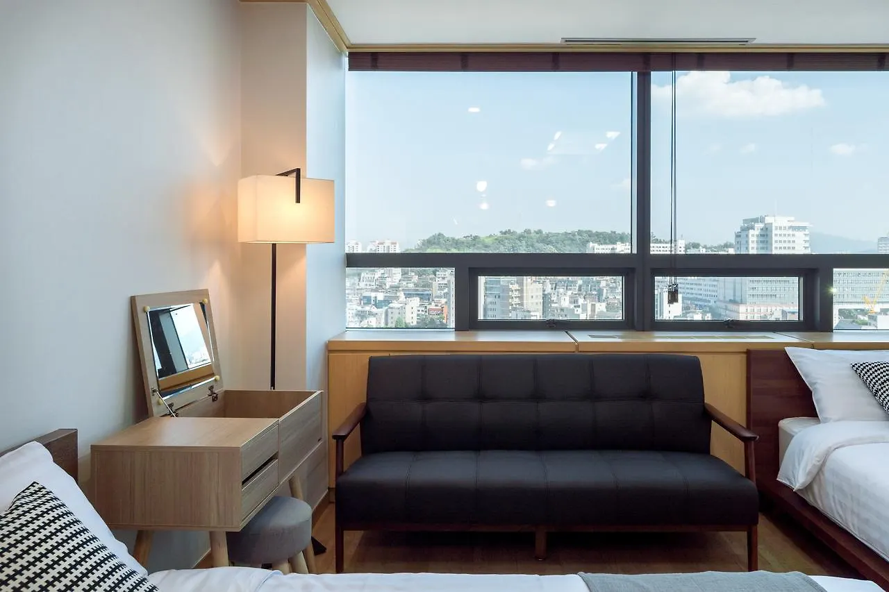 Apartment Willow House Hongdae Seoul