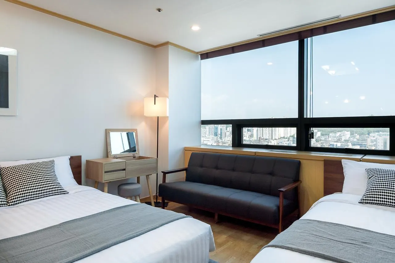 Apartment Willow House Hongdae Seoul