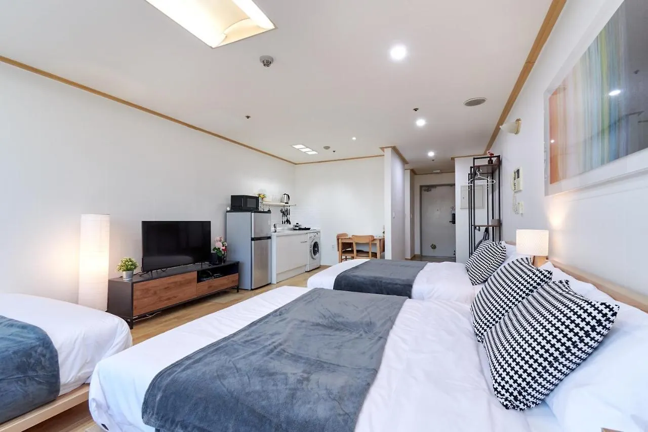 Willow House Hongdae Seoul Apartment