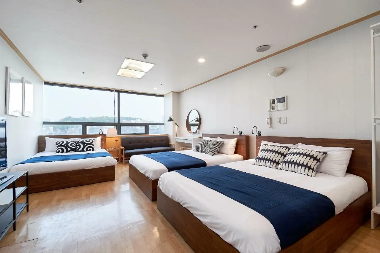 Apartment Willow House Hongdae Seoul